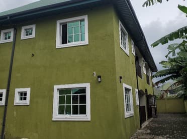 The boarding house building