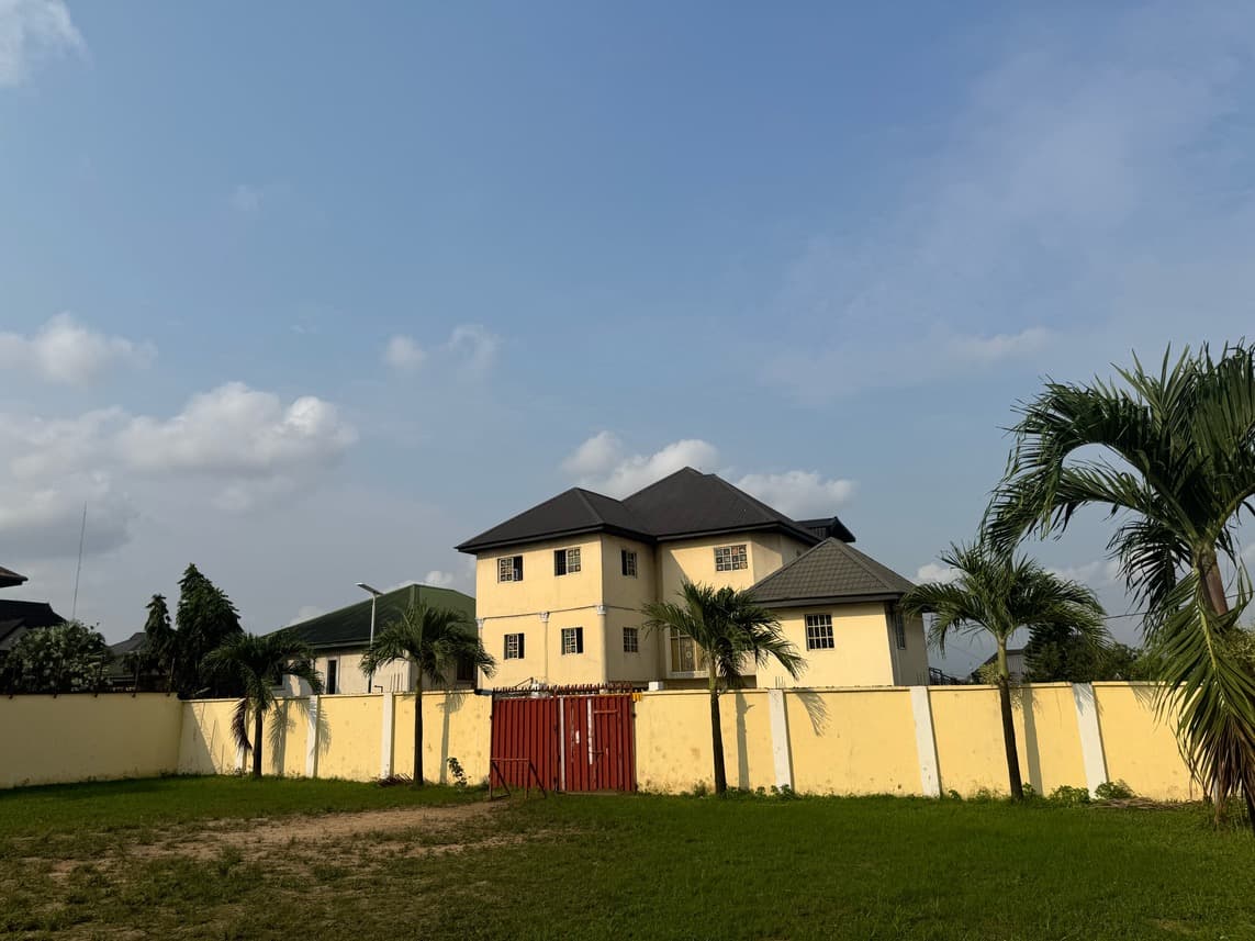 Surebloom school building